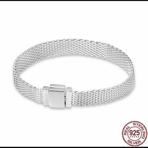 STERLING SILVER FLEXIBLE MESH BRACELET